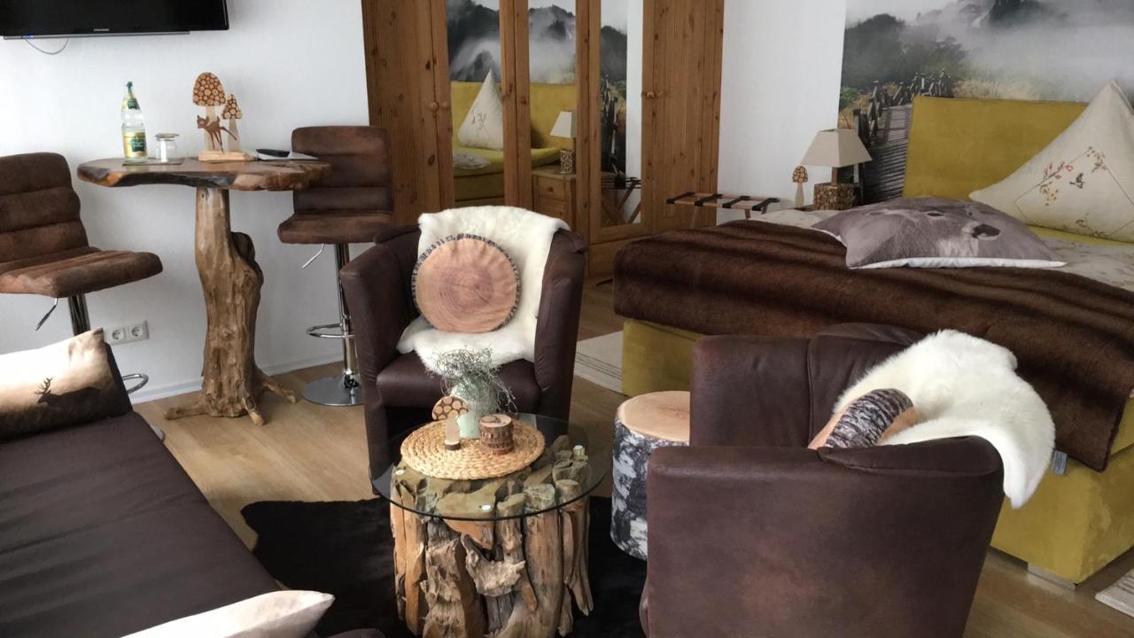 Gaestehaus Koehler Waldsolms Exteriör bild