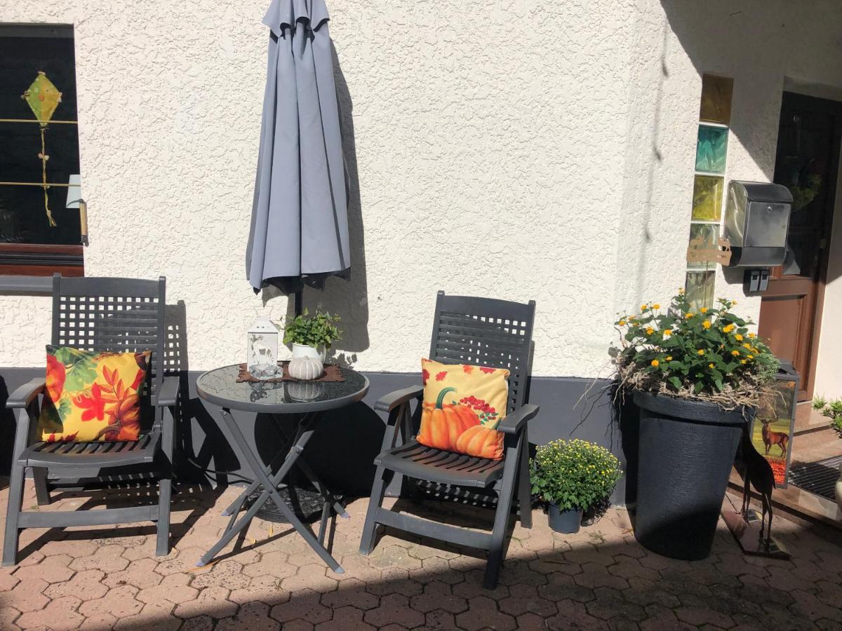 Gaestehaus Koehler Waldsolms Exteriör bild