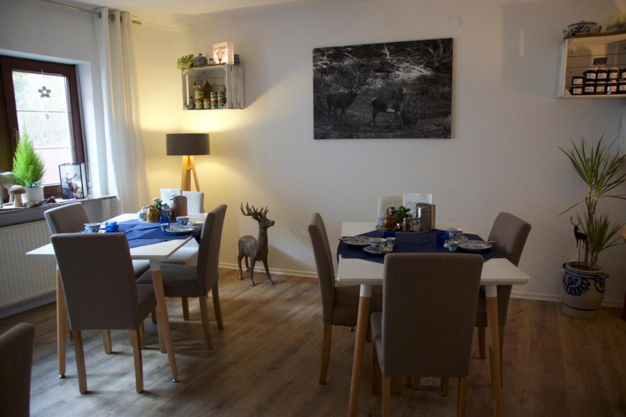 Gaestehaus Koehler Waldsolms Exteriör bild
